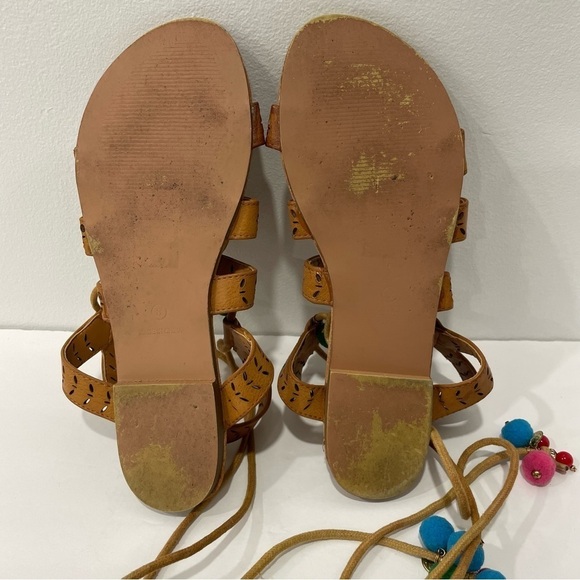 Mark. Size 8 Boho Faux Leather Gladiator Sandals with Colorful Beaded Tassels - Picture 11 of 11